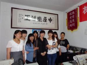 学员和老师合影